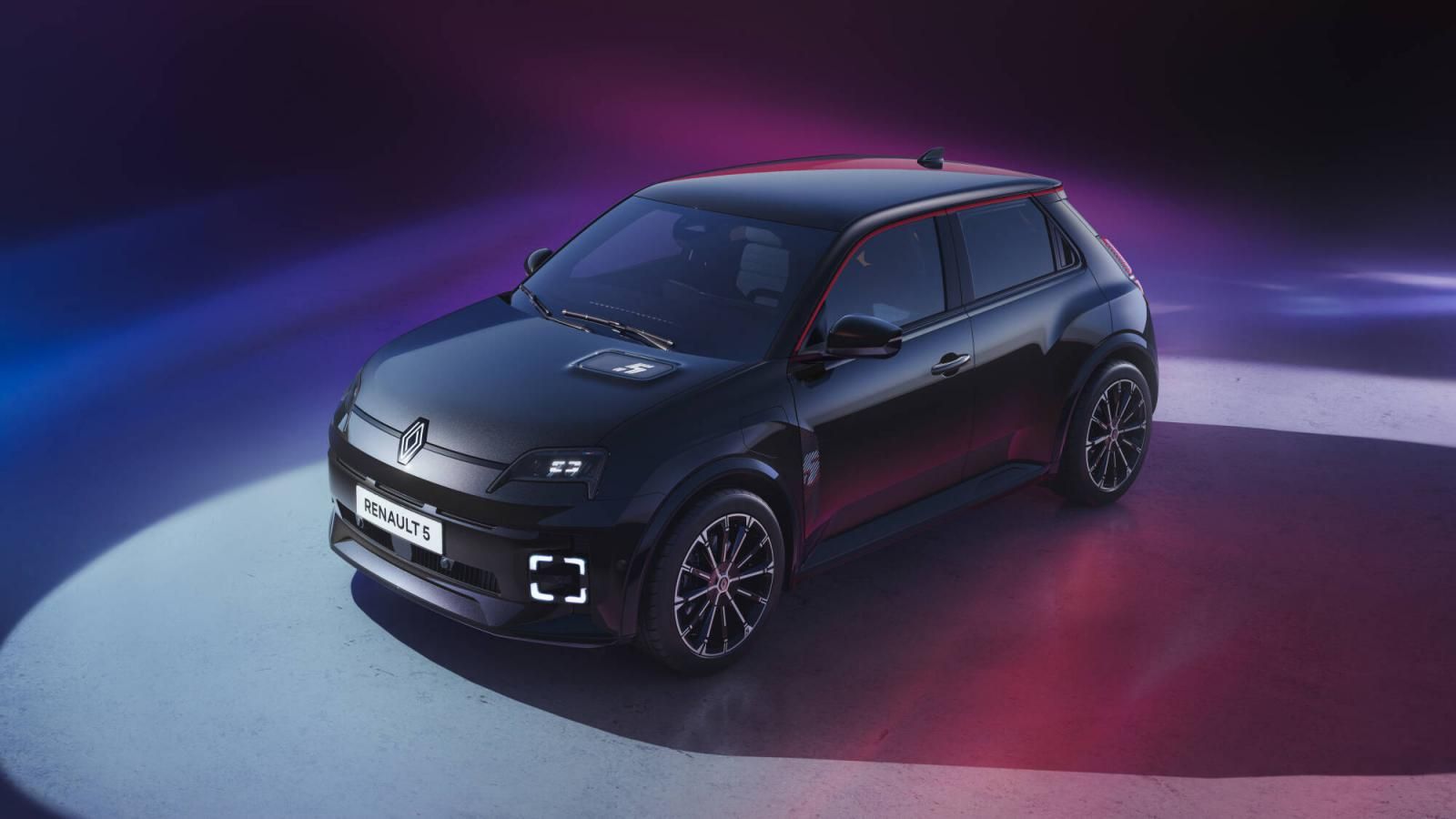 Renault 5 E-Tech: Αλλαγές στη γκάμα και η νέα εισαγωγική έκδοση 